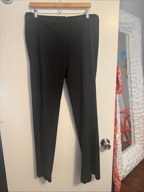 Tahari women’s Black Dress Pants - Straight Leg